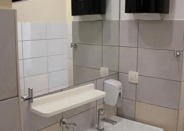 Petra Marina Hostel Ντουμπρόβνικ