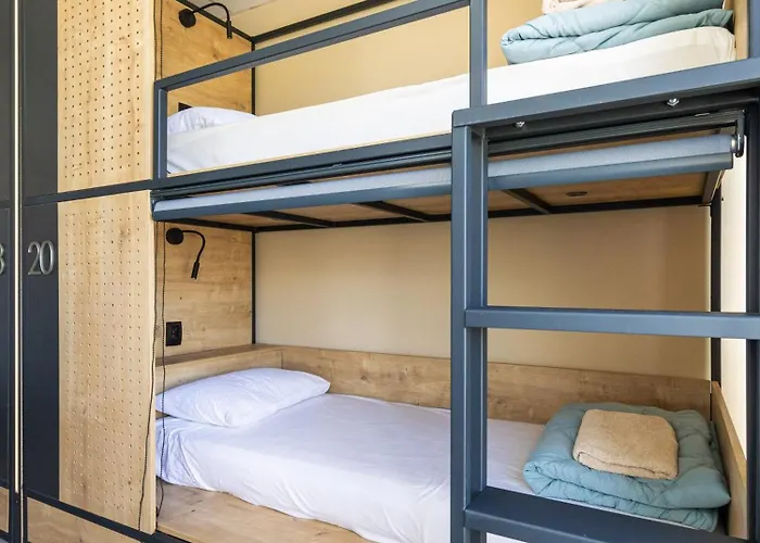 Petra Marina Hostel Ντουμπρόβνικ