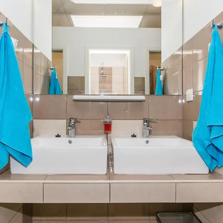 Auberge de jeunesse Petra Marina